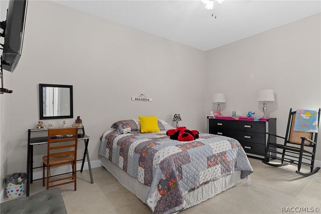 4999 N Tee Pee Drive, Beverly Hills, FL 34465