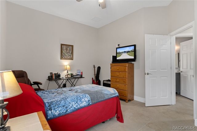 4999 N Tee Pee Drive, Beverly Hills, FL 34465