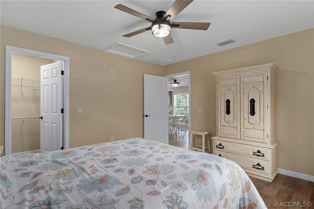 4999 N Tee Pee Drive, Beverly Hills, FL 34465