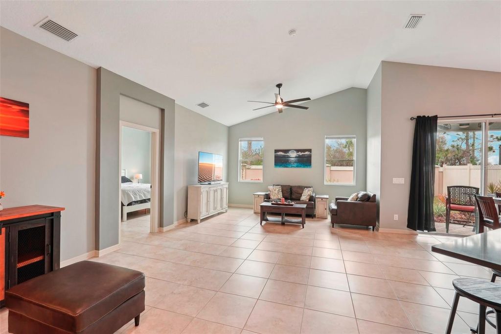 Image 3 of property listing at 14912 SORA WAY, Bradenton, FL 34212