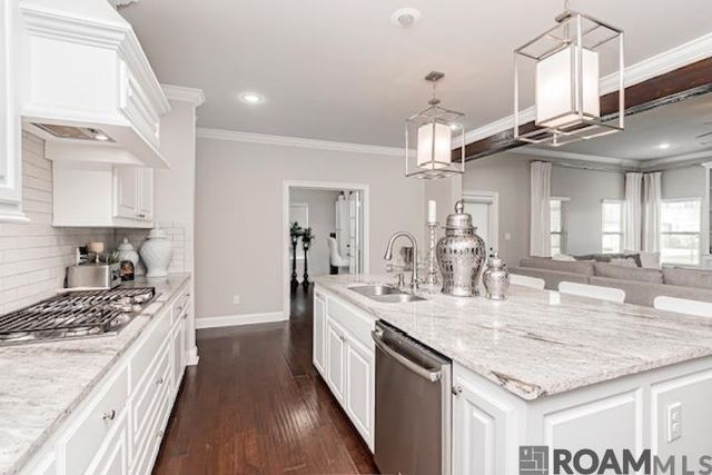 3805 Kingsbarns Dr, Zachary, LA 70791