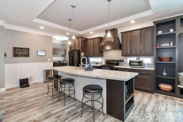 192 Apple Valley Lane, Statesville, NC 28677