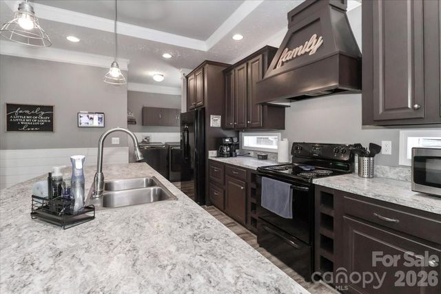 192 Apple Valley Lane, Statesville, NC 28677