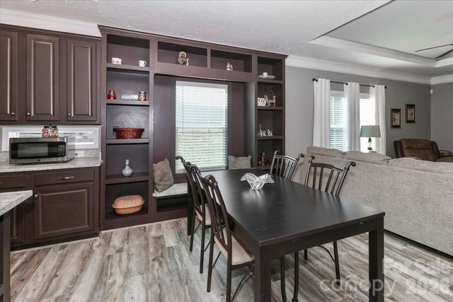 192 Apple Valley Lane, Statesville, NC 28677