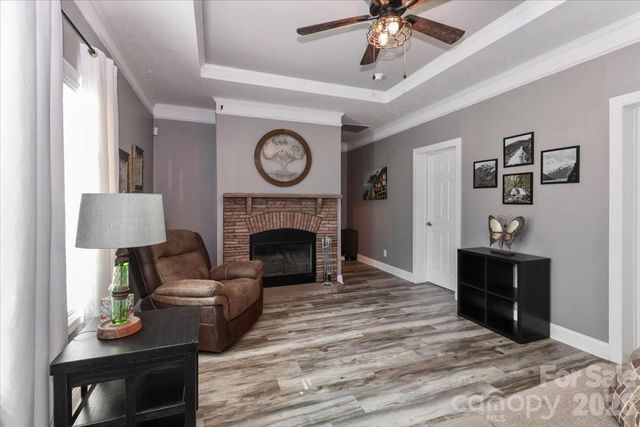 192 Apple Valley Lane, Statesville, NC 28677