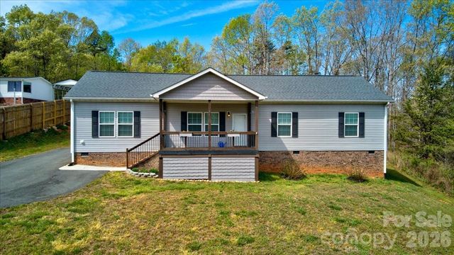 192 Apple Valley Lane, Statesville, NC 28677