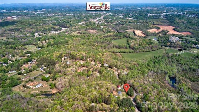 192 Apple Valley Lane, Statesville, NC 28677