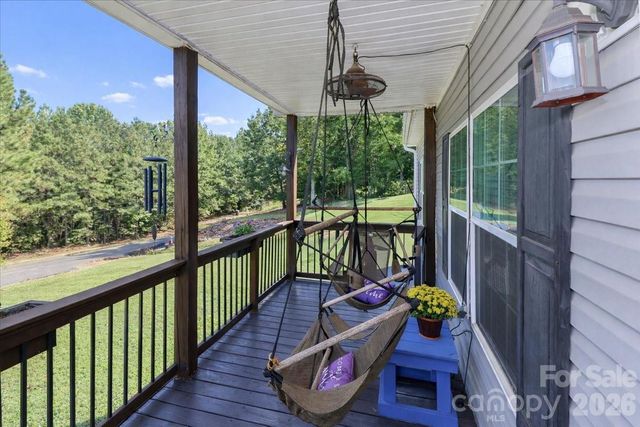 192 Apple Valley Lane, Statesville, NC 28677