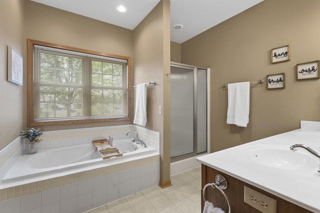 107 Red Fox Drive, Johnson Creek, WI 53038
