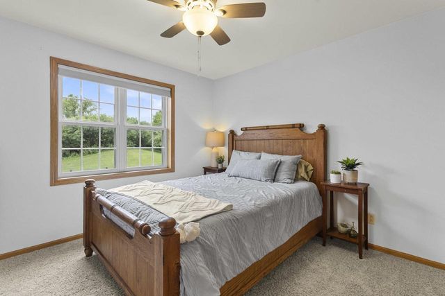 107 Red Fox Drive, Johnson Creek, WI 53038