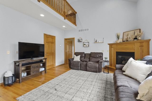 107 Red Fox Drive, Johnson Creek, WI 53038