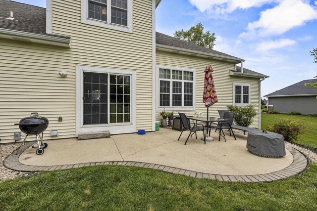 107 Red Fox Drive, Johnson Creek, WI 53038