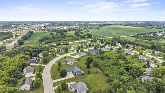 107 Red Fox Drive, Johnson Creek, WI 53038