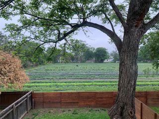 1009 Cherico ST B, Austin, TX 78702
