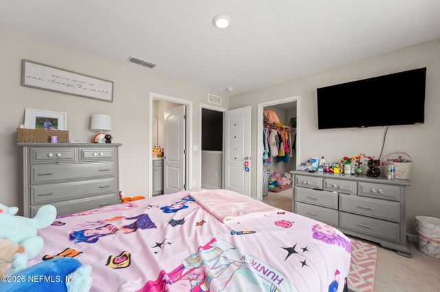 10364 BENSON LAKE Drive, Jacksonville, FL 32222