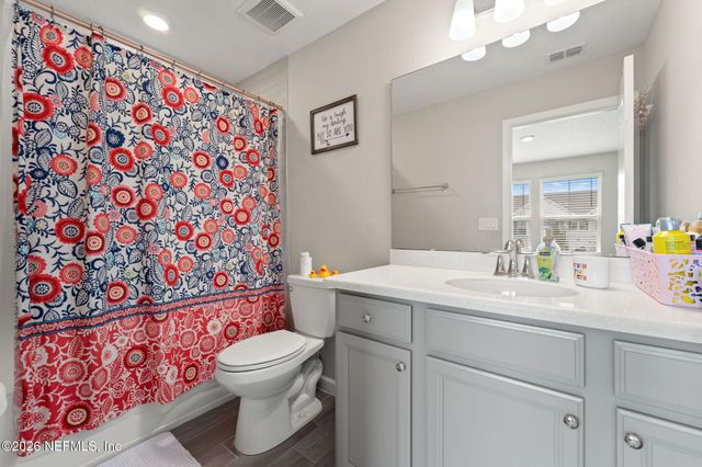 10364 BENSON LAKE Drive, Jacksonville, FL 32222