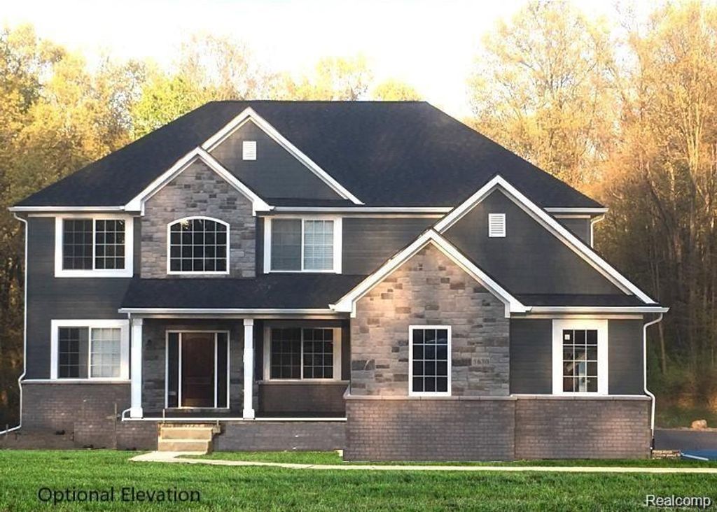 2755 W. Wattles, Troy, MI 48098