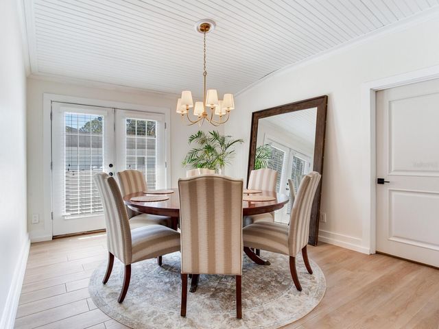 6118 S ELKINS AVENUE, Tampa, FL 33611