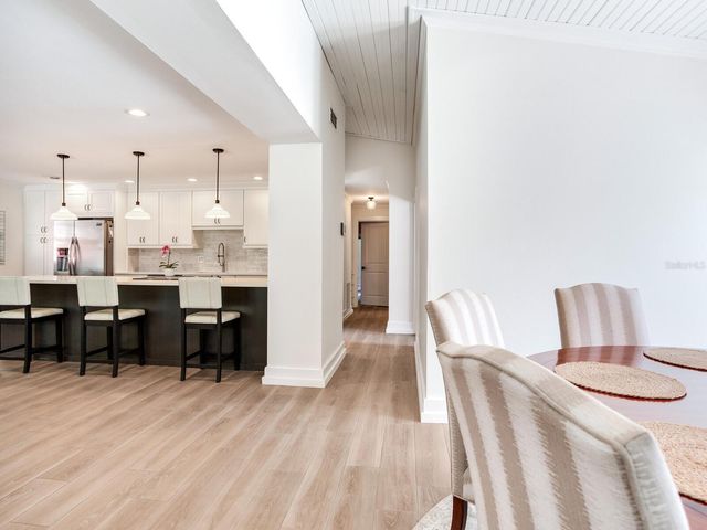 6118 S ELKINS AVENUE, Tampa, FL 33611