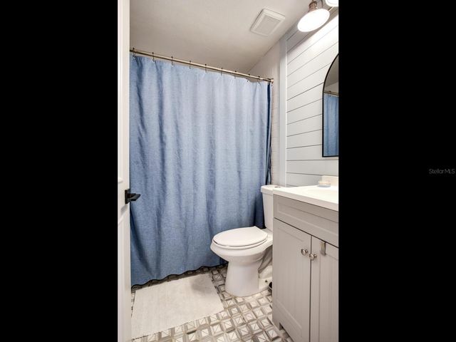 6118 S ELKINS AVENUE, Tampa, FL 33611