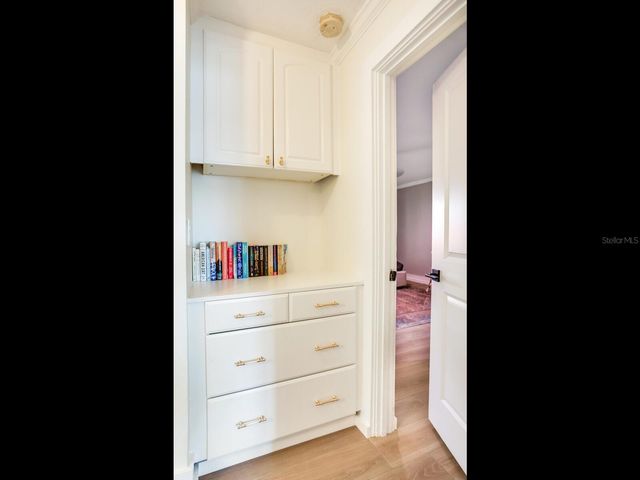 6118 S ELKINS AVENUE, Tampa, FL 33611