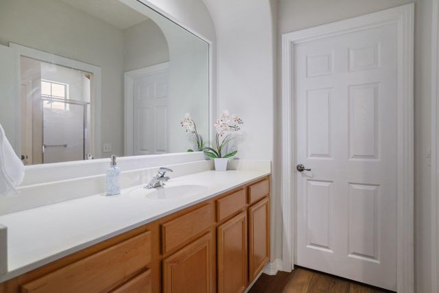 11558 Spicewood PKWY 17, Austin, TX 78750