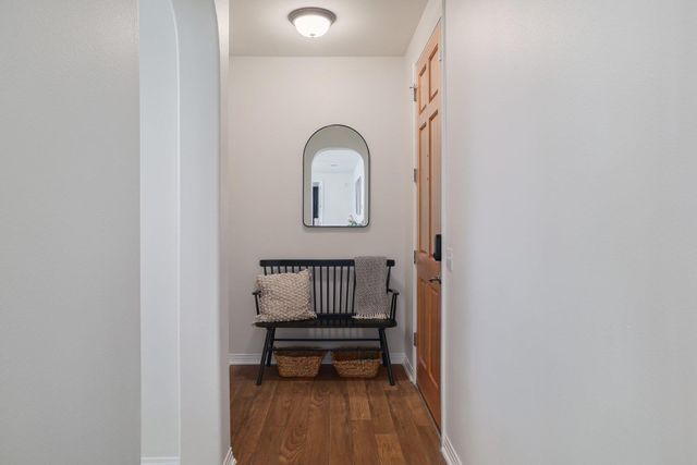 11558 Spicewood PKWY 17, Austin, TX 78750