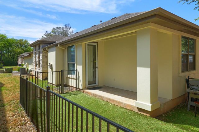 11558 Spicewood PKWY 17, Austin, TX 78750