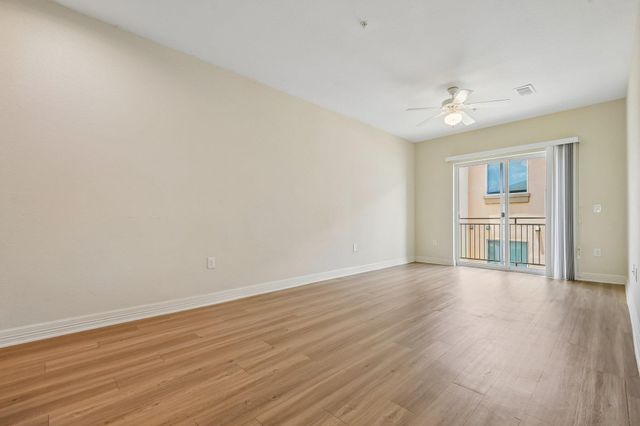 1201 Whitestone BLVD i-102, Cedar Park, TX 78613