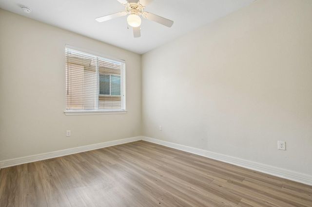 1201 Whitestone BLVD i-102, Cedar Park, TX 78613