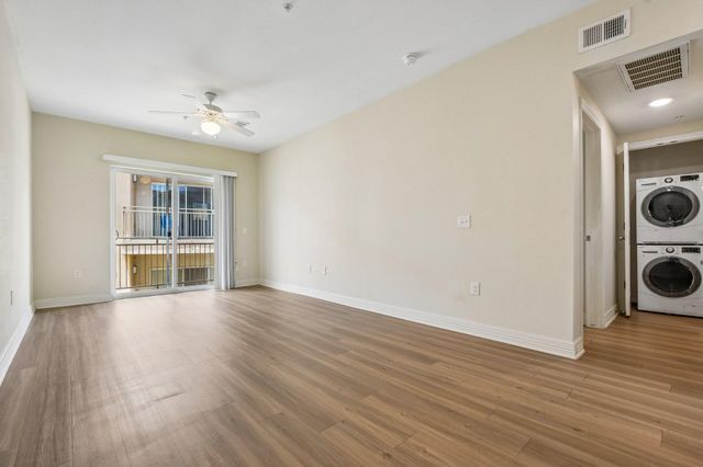 1201 Whitestone BLVD i-102, Cedar Park, TX 78613
