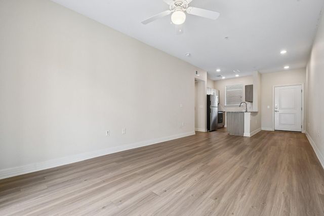 1201 Whitestone BLVD i-102, Cedar Park, TX 78613