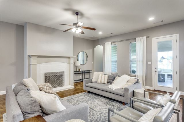 624 Lookout Point Avenue, Aledo, TX 76008