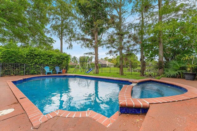 1726 TREEHAVEN Court, Wellington, FL 33414