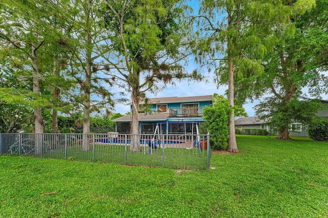 1726 TREEHAVEN Court, Wellington, FL 33414