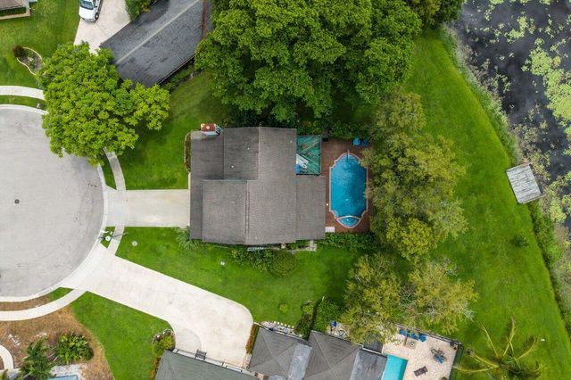 1726 TREEHAVEN Court, Wellington, FL 33414