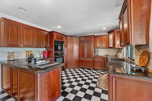 1726 TREEHAVEN Court, Wellington, FL 33414