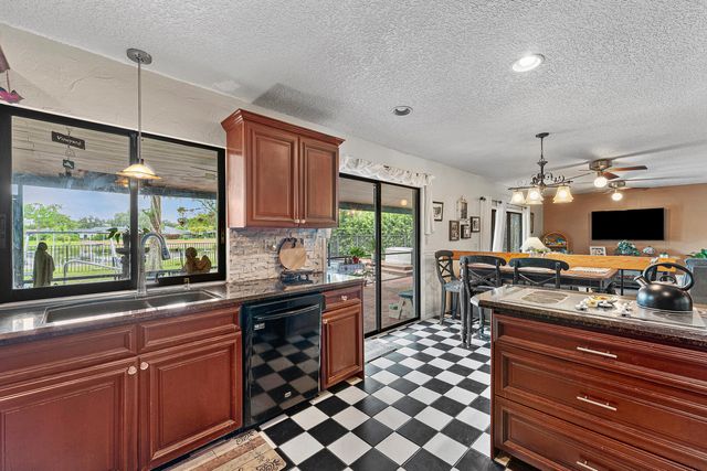 1726 TREEHAVEN Court, Wellington, FL 33414