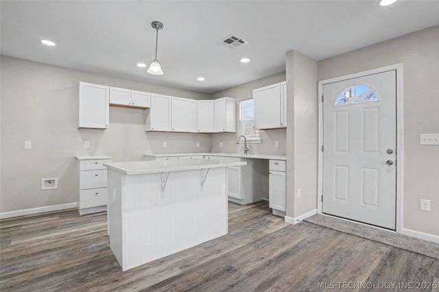 642 E Line Avenue, Sapulpa, OK 74066