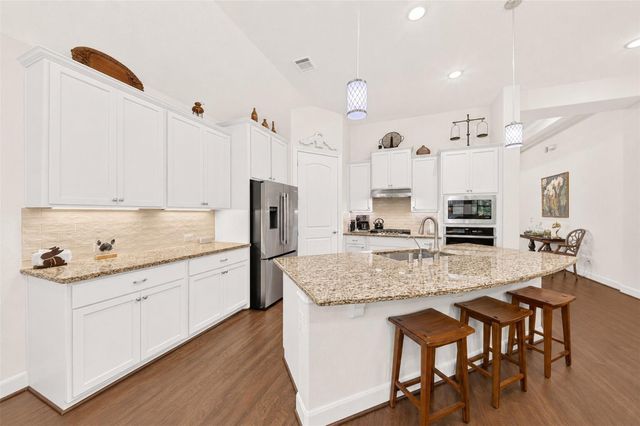 217 Southern Iris Court, Montgomery, TX 77316
