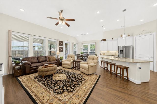 217 Southern Iris Court, Montgomery, TX 77316