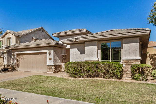 7234 E Plata Avenue, Mesa, AZ 85212