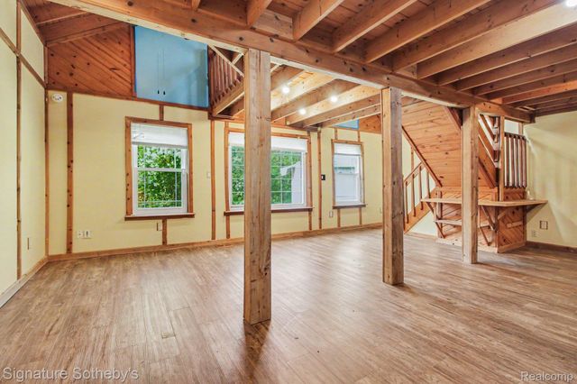 2067 Champagne Drive, Ann Arbor, MI 48108