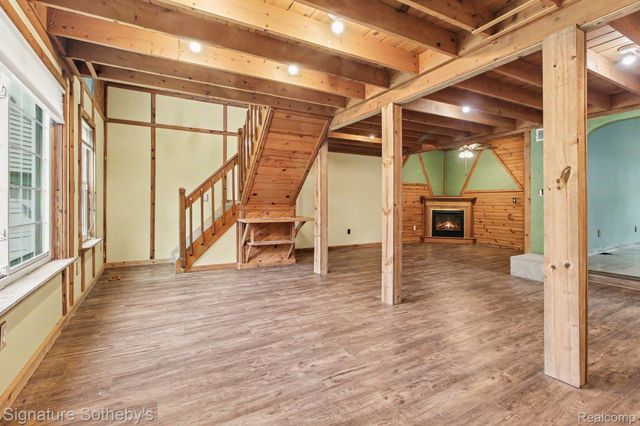 2067 Champagne Drive, Ann Arbor, MI 48108
