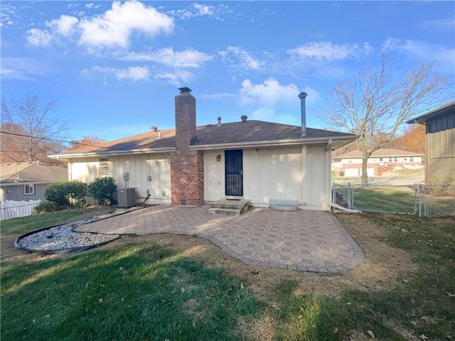 3711 S Kiger Road, Independence, MO 64055