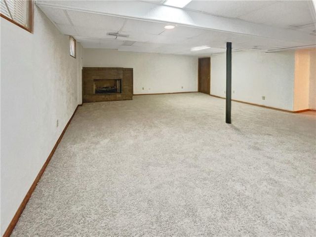 3711 S Kiger Road, Independence, MO 64055