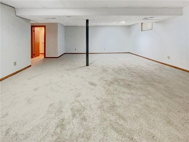 3711 S Kiger Road, Independence, MO 64055