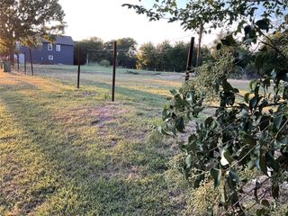 1111 Bell Street, Arlington, TX 76001