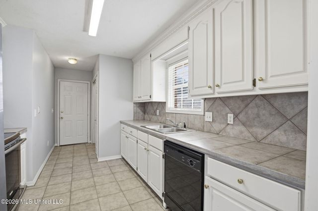 102 Dogwood Trail, Brandon, MS 39047