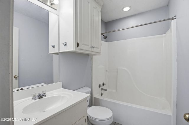 102 Dogwood Trail, Brandon, MS 39047